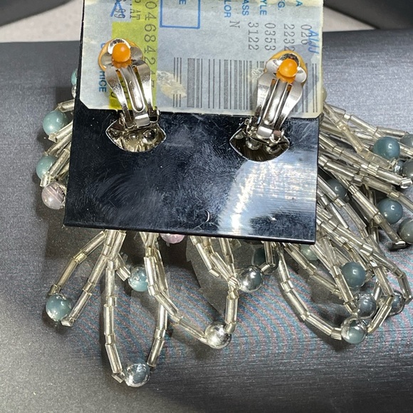 Vintage Multi bead Fireworks Clip On 3” Statement Earrings On Original Card NOS - Picture 6 of 9